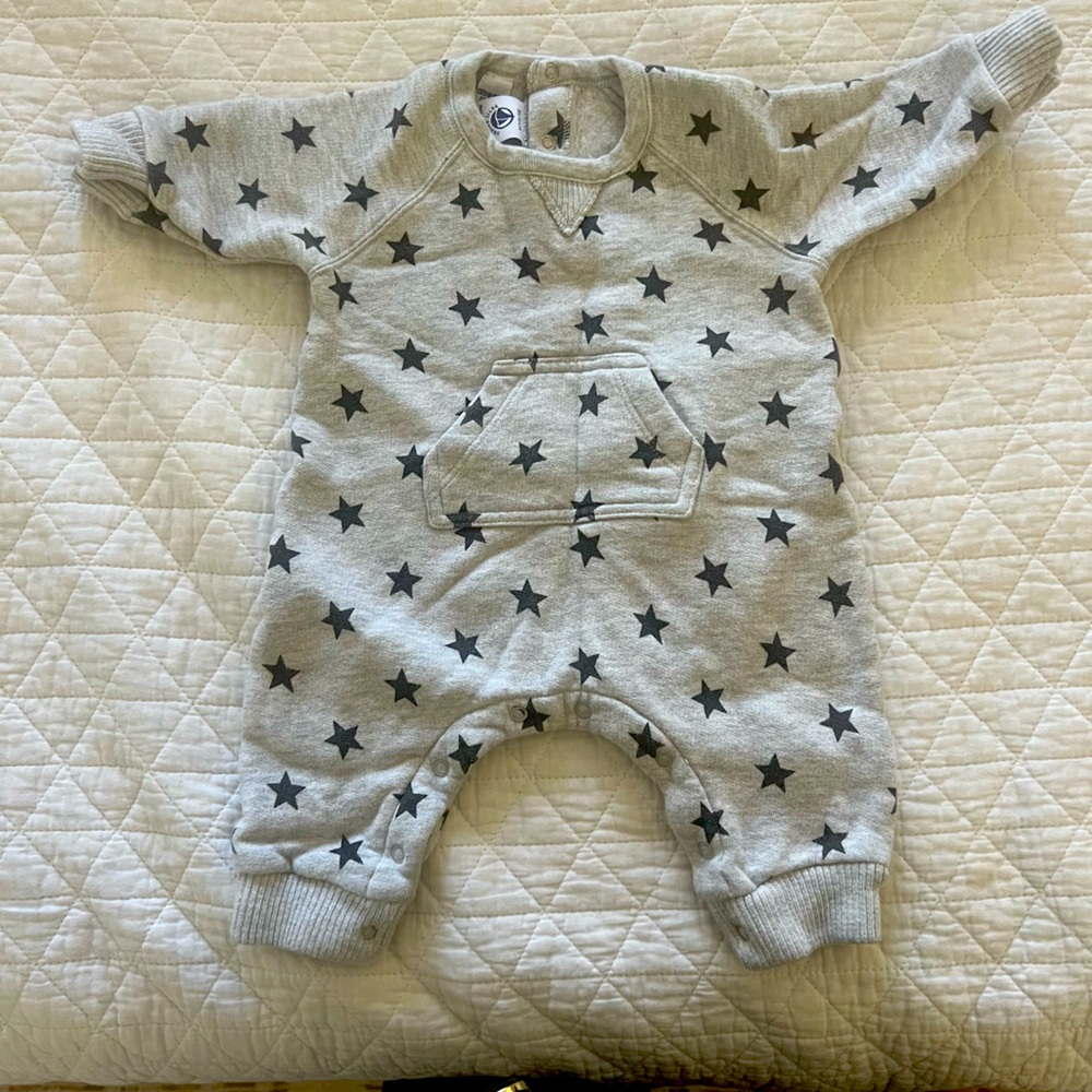 Adorable, 3 months petit bateau super warm, long sleeve, onesie romper w/ stars